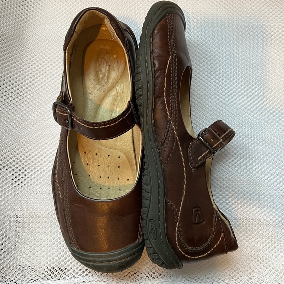 Keen Shoes Brown Leather Mary Janes Size 9.5 One Strap w. Buckle - Picture 2 of 11